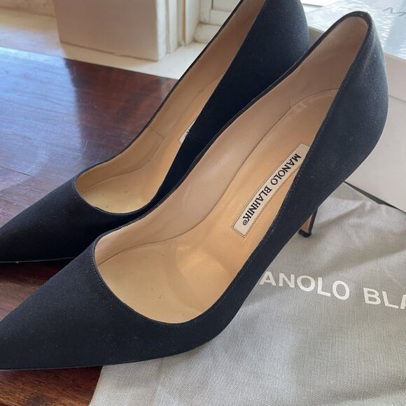 Manolo Blahnik 38 Black Heels Pumps Shoes Stiletto - Picture 2 of 6